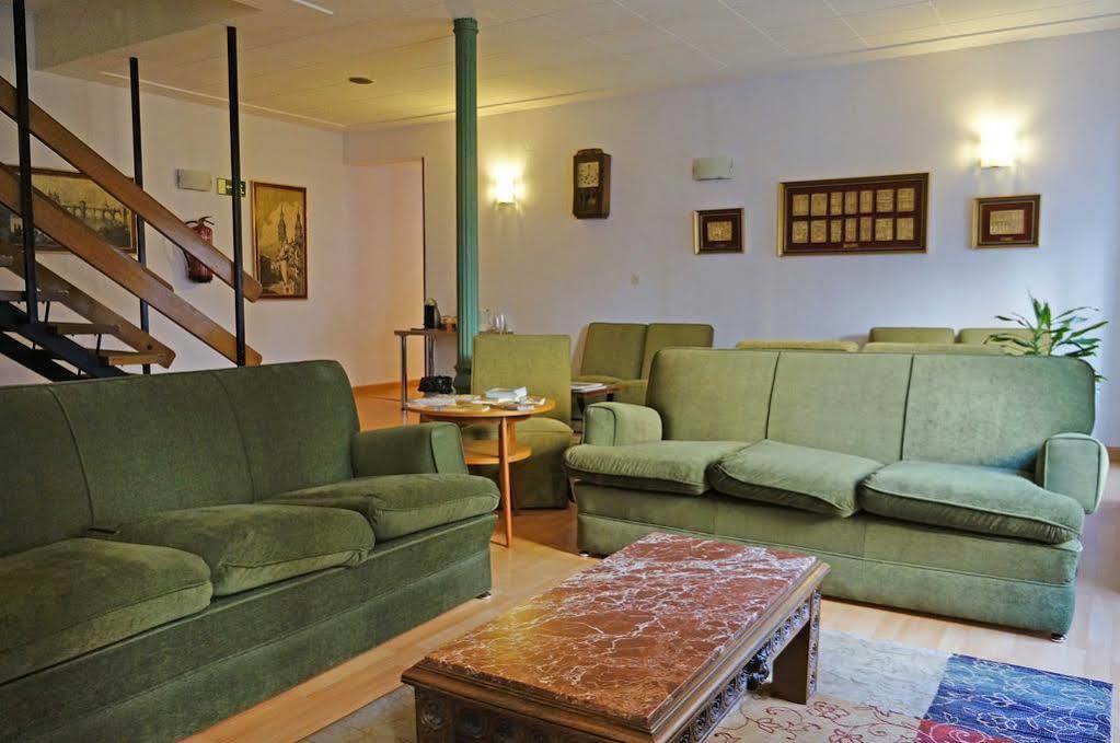 Hostal La Numantina Logroño Eksteriør billede